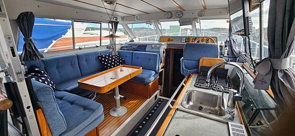 Nimbus 4004 Carisma-90 Volvo Penta TAMD41 x2 -90 7 of 12