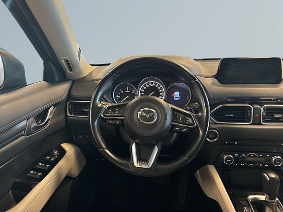 Mazda CX-5 9 of 18