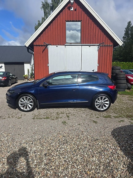 Volkswagen Scirocco 2 of 6