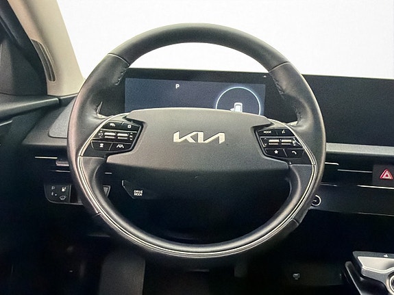 Kia EV6 15 of 30