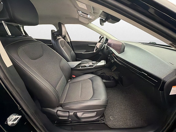 Kia EV6 22 of 30
