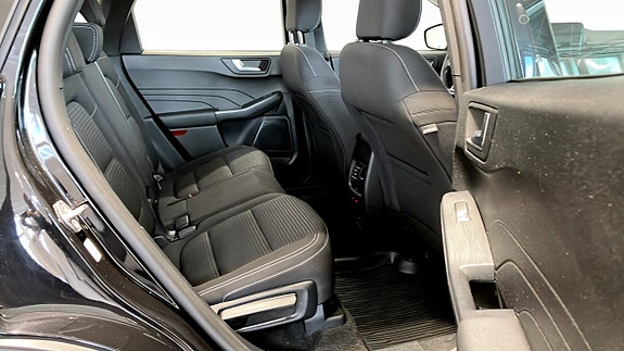 Ford Kuga 5 of 12