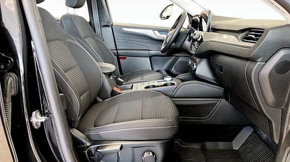 Ford Kuga 3 of 12