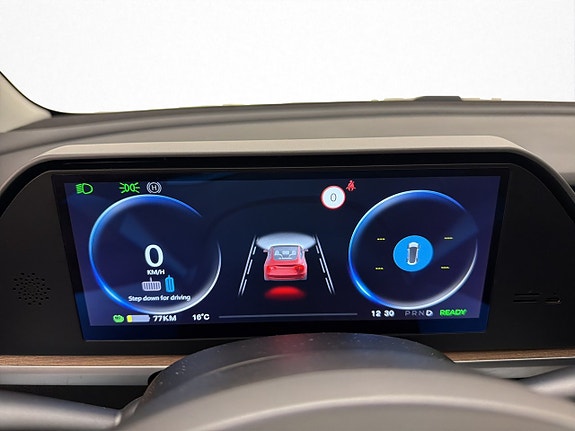 Tesla Model 3 16 of 30