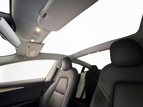 Tesla Model 3 15 of 30