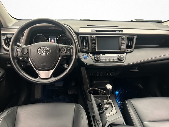 Toyota RAV4 11 of 30