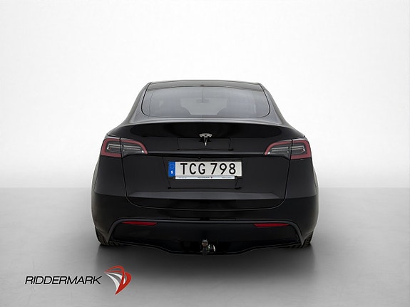 Tesla Model Y 6 of 30