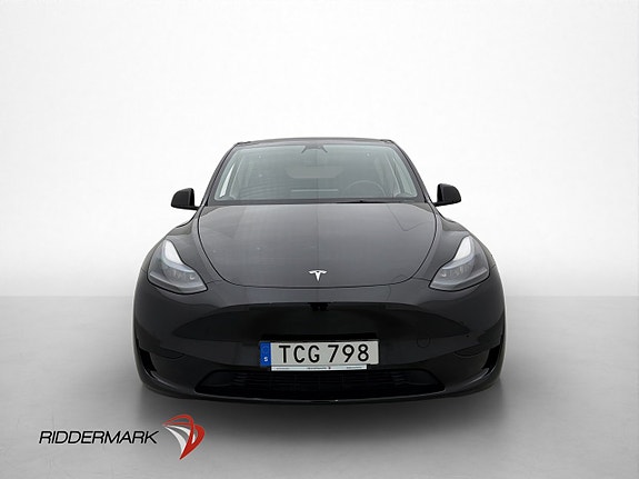 Tesla Model Y 3 of 30