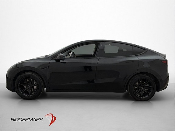 Tesla Model Y 5 of 30