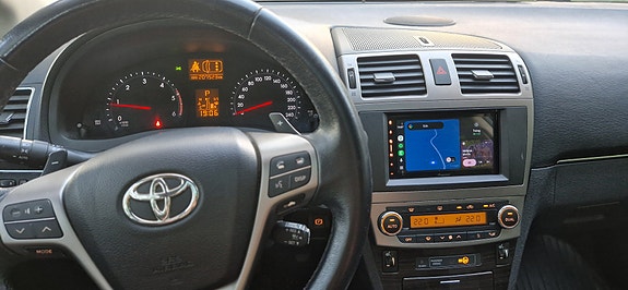 Toyota Avensis 7 of 8