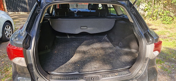 Toyota Avensis 4 of 5