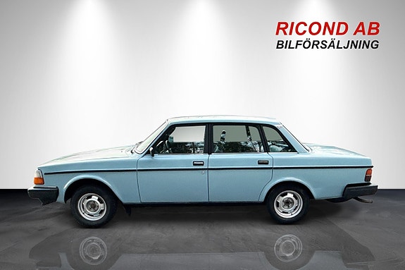 Volvo 244 4 of 10