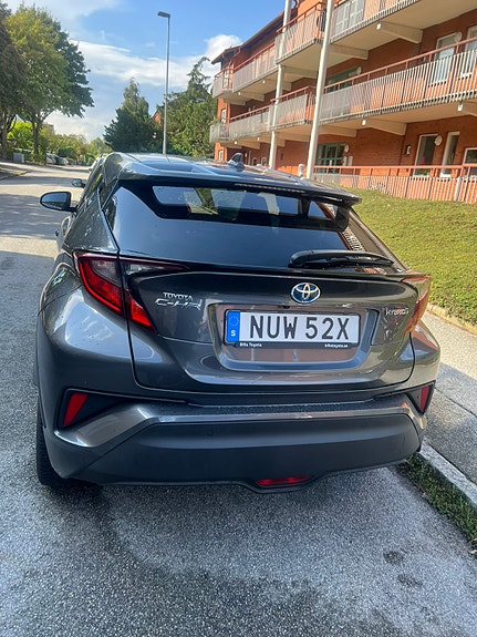 Toyota C-HR 7 of 7