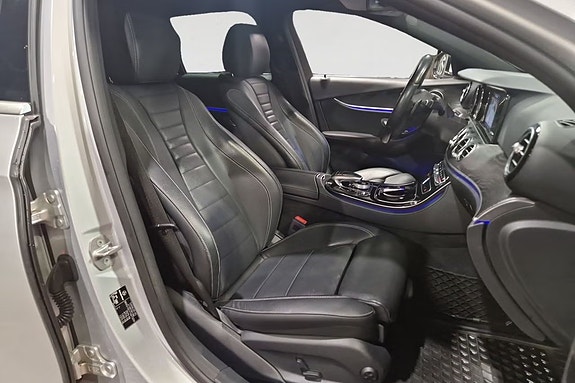 Mercedes-Benz E220 d 3 of 7