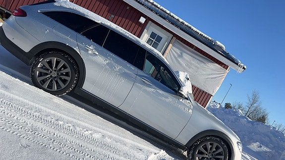 Mercedes-Benz E220 d 7 of 7