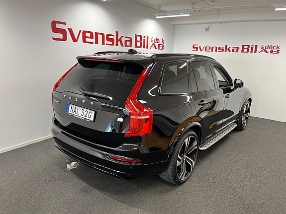 Volvo XC90 9 of 27