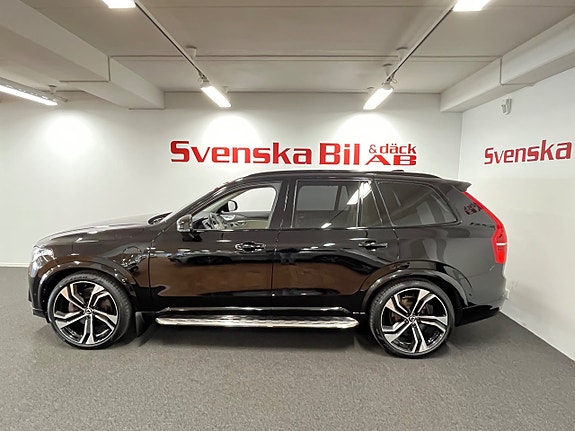 Volvo XC90 5 of 27