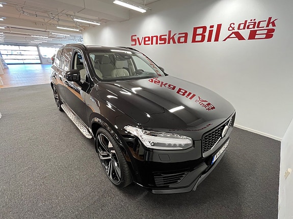 Volvo XC90 3 of 27