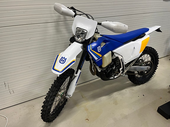 Husqvarna FE 350 Heritage 3 of 3