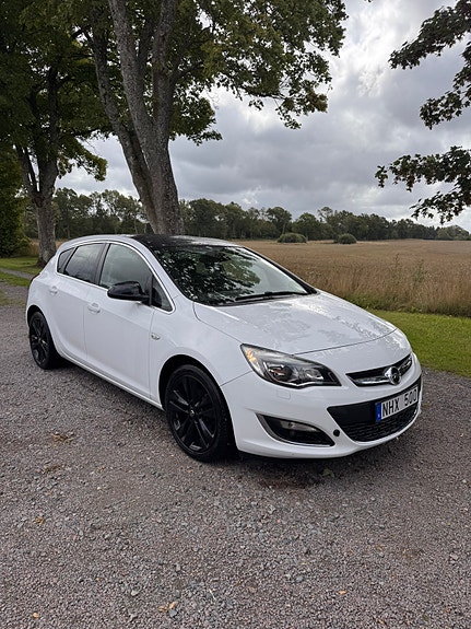 Opel Astra 2 of 6