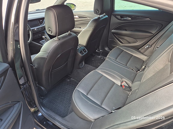 Opel Insignia 9 of 9