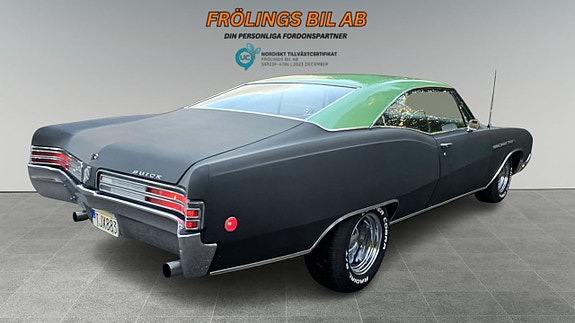 Buick Le Sabre 5 of 24