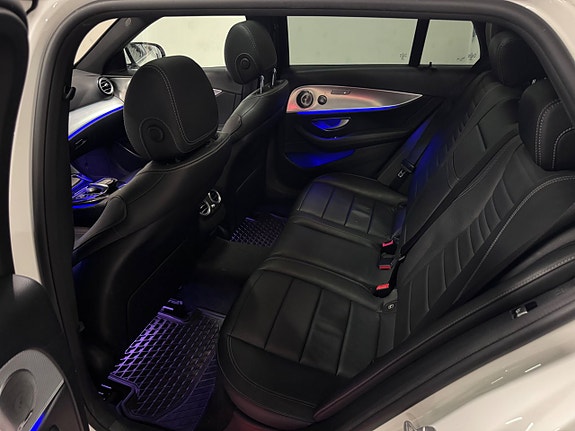 Mercedes-Benz E220 d 26 of 29