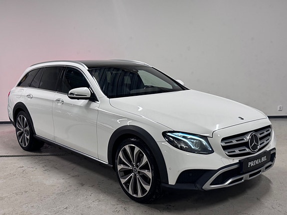 Mercedes-Benz E220 d 3 of 29