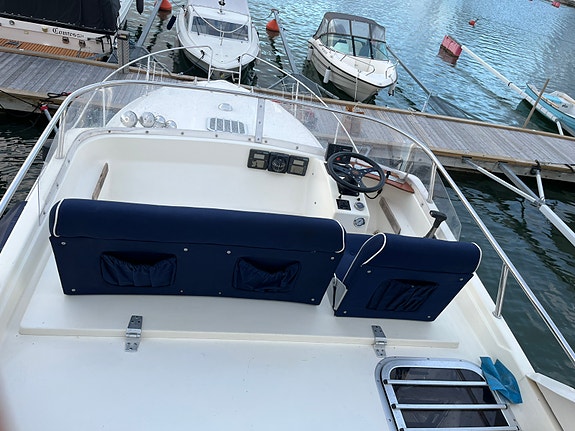 Forbina 9000 med stora flybridge Mkt fint skick 3 of 25