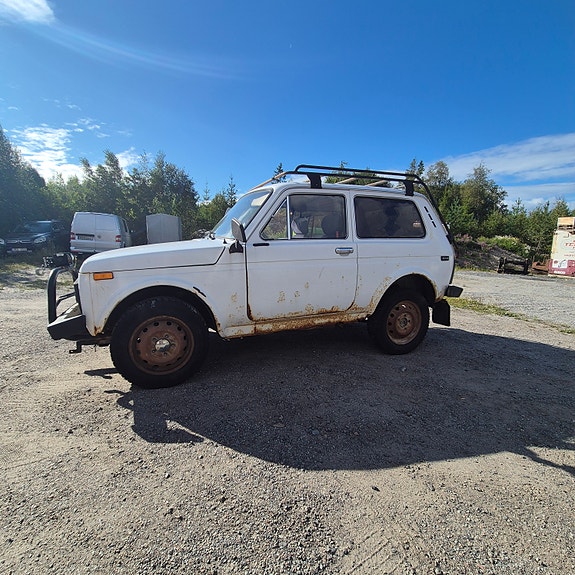 Lada Niva 7 of 15
