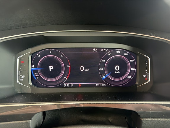 Volkswagen Tiguan 17 of 24