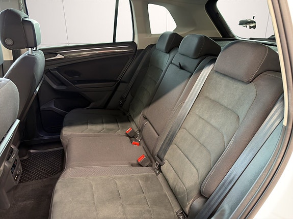 Volkswagen Tiguan 14 of 24