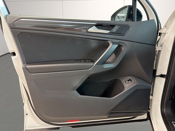 Volkswagen Tiguan 24 of 24