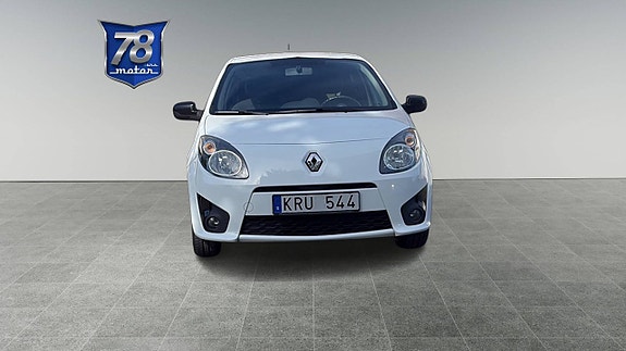 Renault Twingo 2 of 10