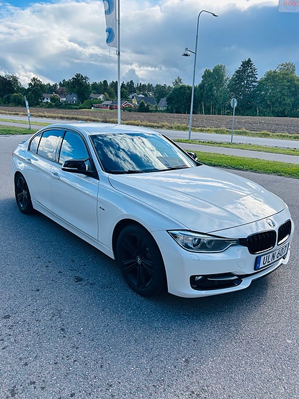 BMW 320d 2 of 10
