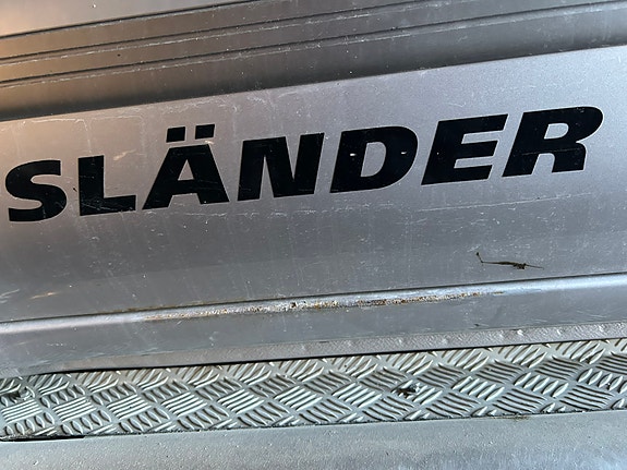 Toyota Land Cruiser 4 of 6