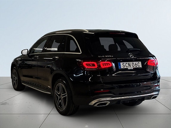 Mercedes-Benz GLC300 e 5 of 18
