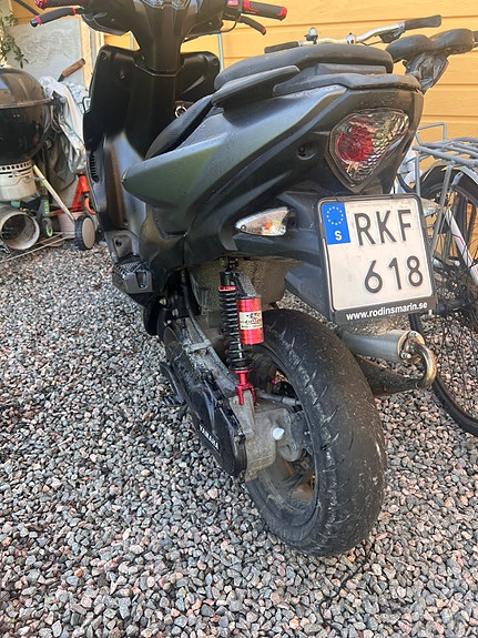 Yamaha Aerox NS50 2 of 5