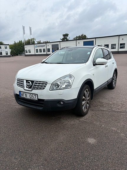 Nissan Qashqai 2 of 8