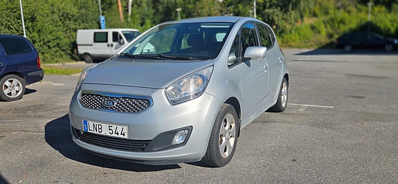 Kia Venga 2 of 6