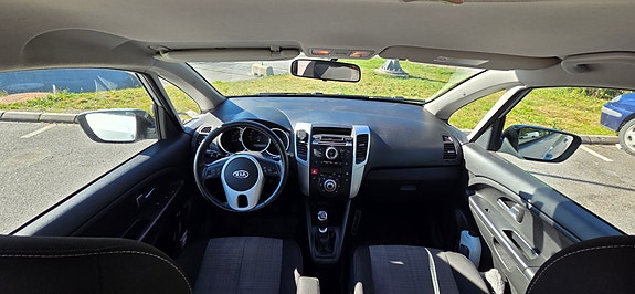 Kia Venga 4 of 6