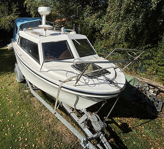 Viking 20 (Mitten 80-tal) Volvo Penta Diesel, Dubbelboggievagn 2 of 14