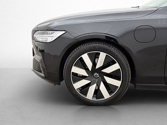Volvo V90 30 of 30