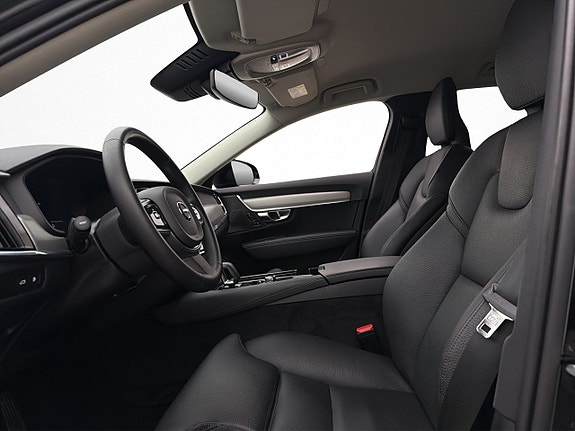 Volvo V90 13 of 30