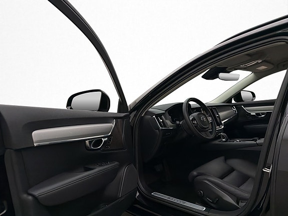 Volvo V90 11 of 30