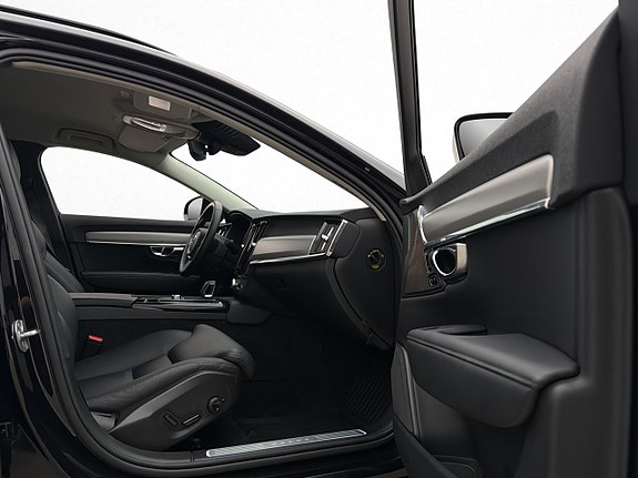 Volvo V90 29 of 30