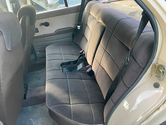 Saab 900 5 of 9