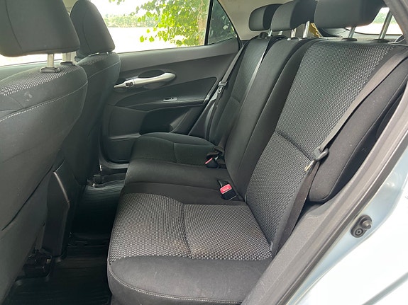 Toyota Auris 13 of 14