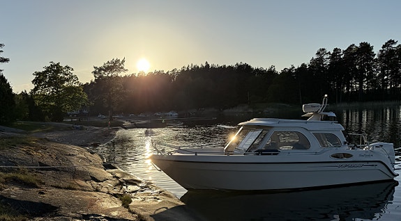 TG 7200 KingCruiser - Suzuki DF150 -21,  Webasto, radar, solceller 9 of 21