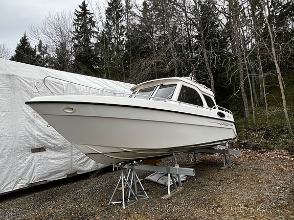 TG 7200 KingCruiser - Suzuki DF150 -21,  Webasto, radar, solceller 8 of 21